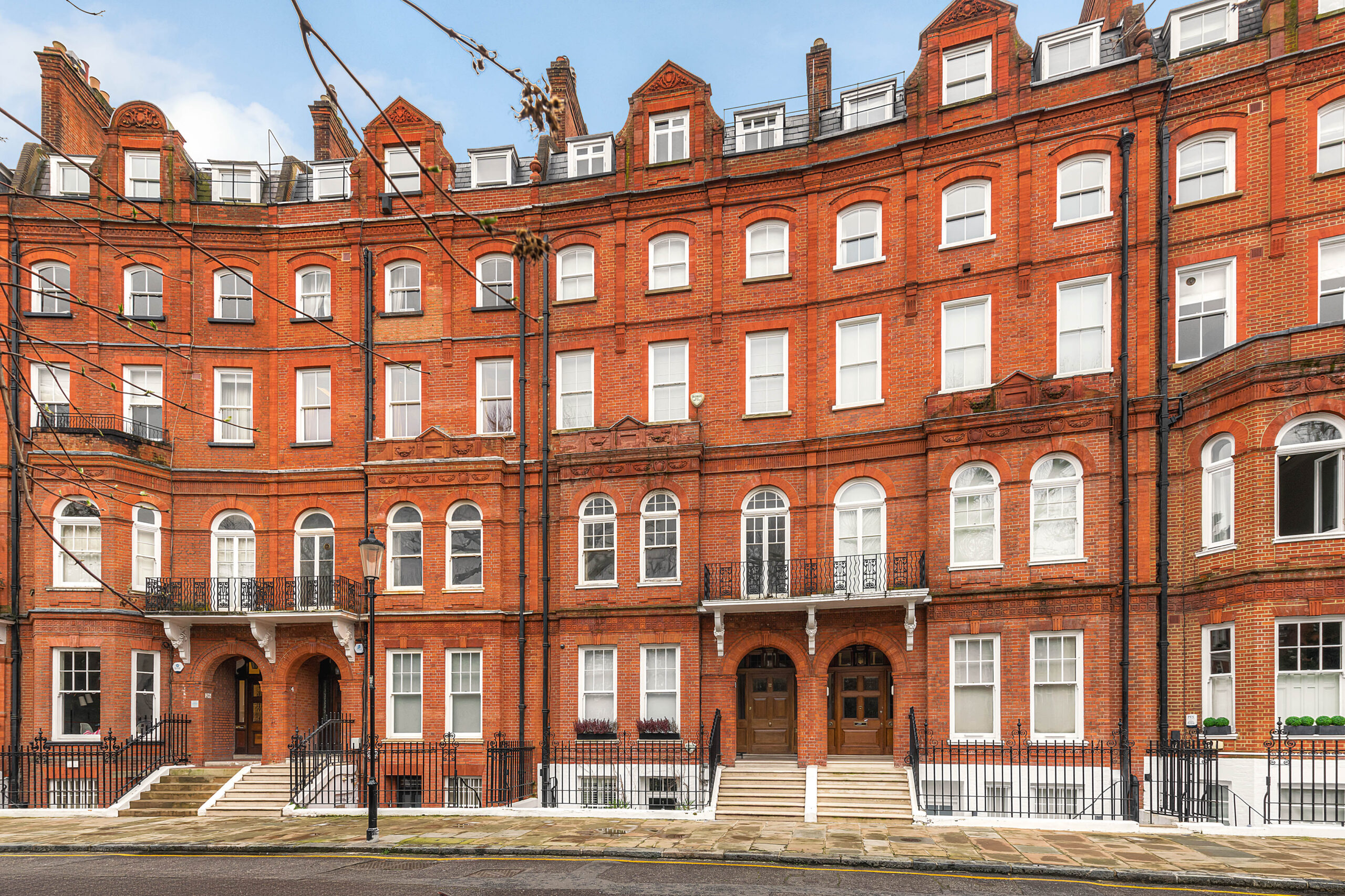 Lennox Gardens, SW1X